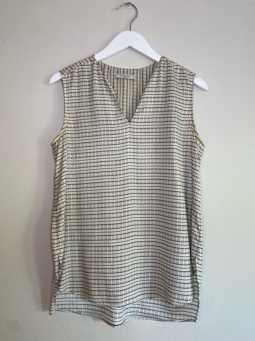 M.M.LaFleur "The Lagarde" Top - Morse Code Print Size Small
